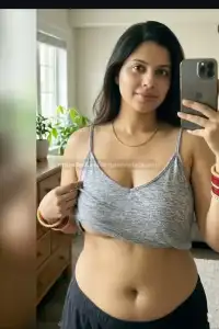 warm portrait of Geeta, Colaba, Mumbai call girls