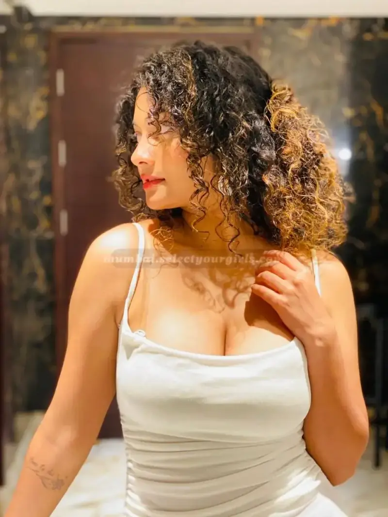 Harshita — air hostess escort in Andheri, Mumbai