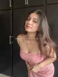 Simran — housewife escort in Bandra, Mumbai