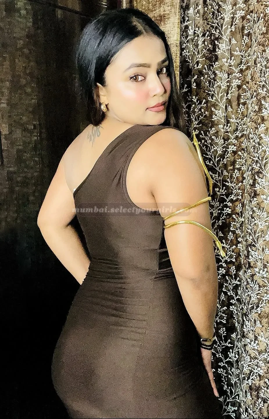 Portrait of Khushi — affordable call girl in Kalyan